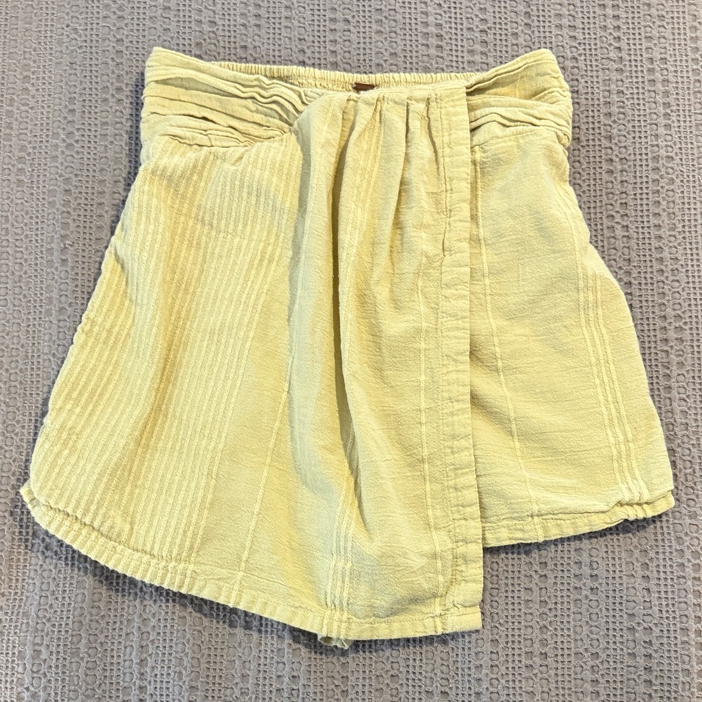 Free People Cream Yellow Textured Mini Skort